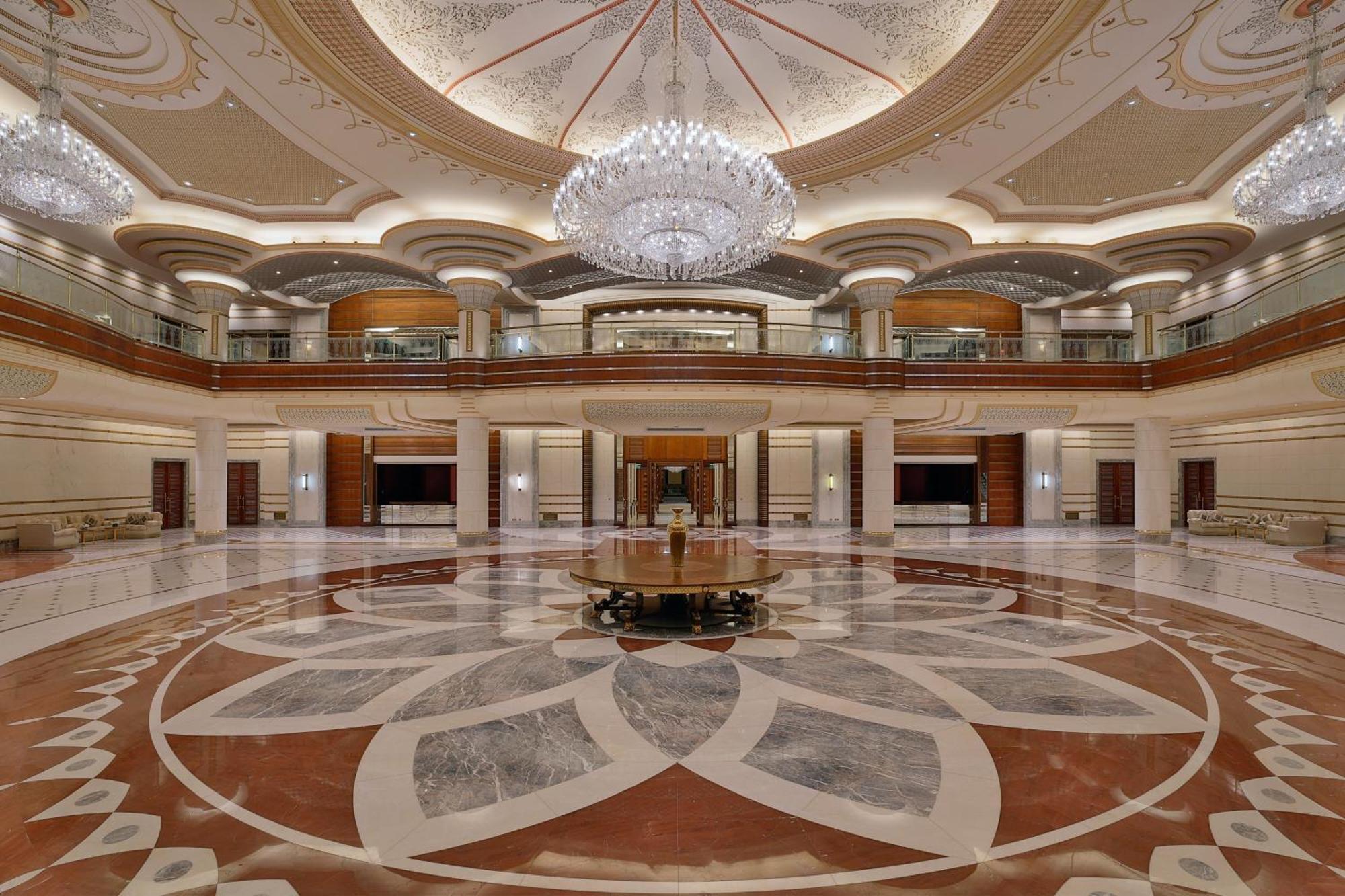 Готель The Ritz-Carlton Джидда Екстер'єр фото The lobby of the hotel